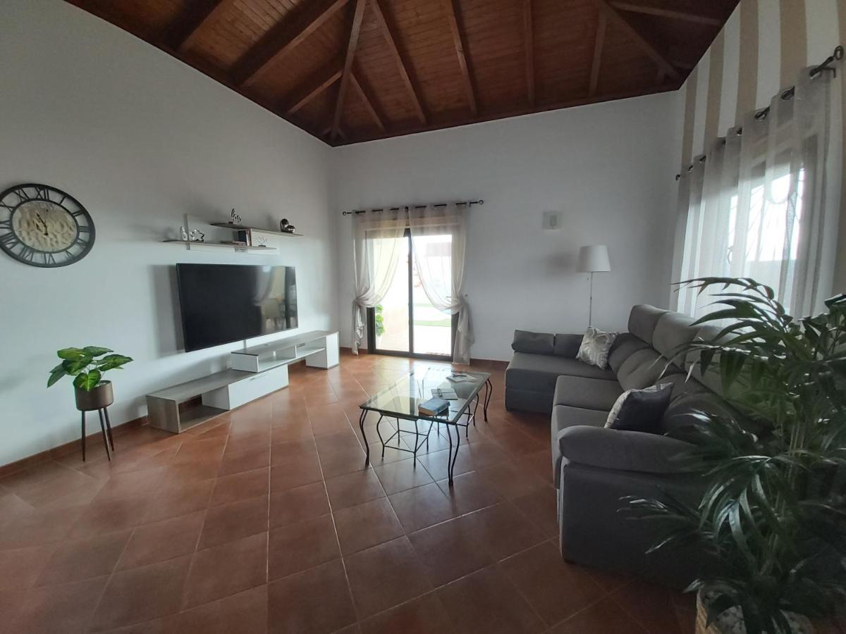 Villa Thais, Private Heated Pool, Ideal For Your Holidays In Caleta De Fuste Bagian luar foto