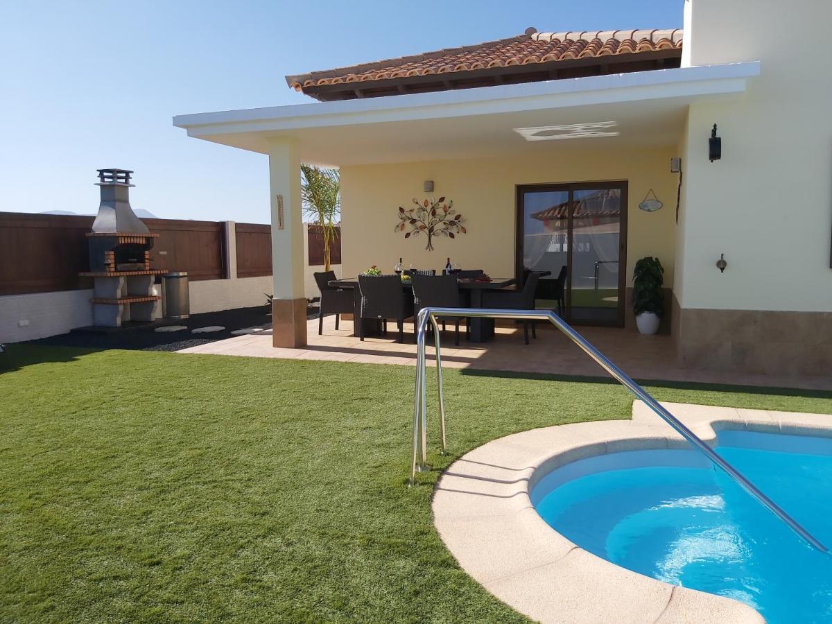 Villa Thais, Private Heated Pool, Ideal For Your Holidays In Caleta De Fuste Bagian luar foto