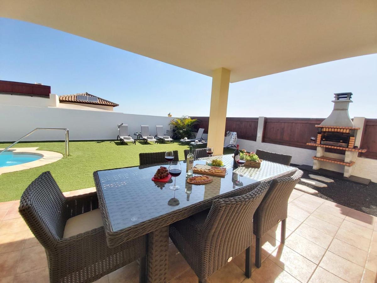 Villa Thais, Private Heated Pool, Ideal For Your Holidays In Caleta De Fuste Bagian luar foto